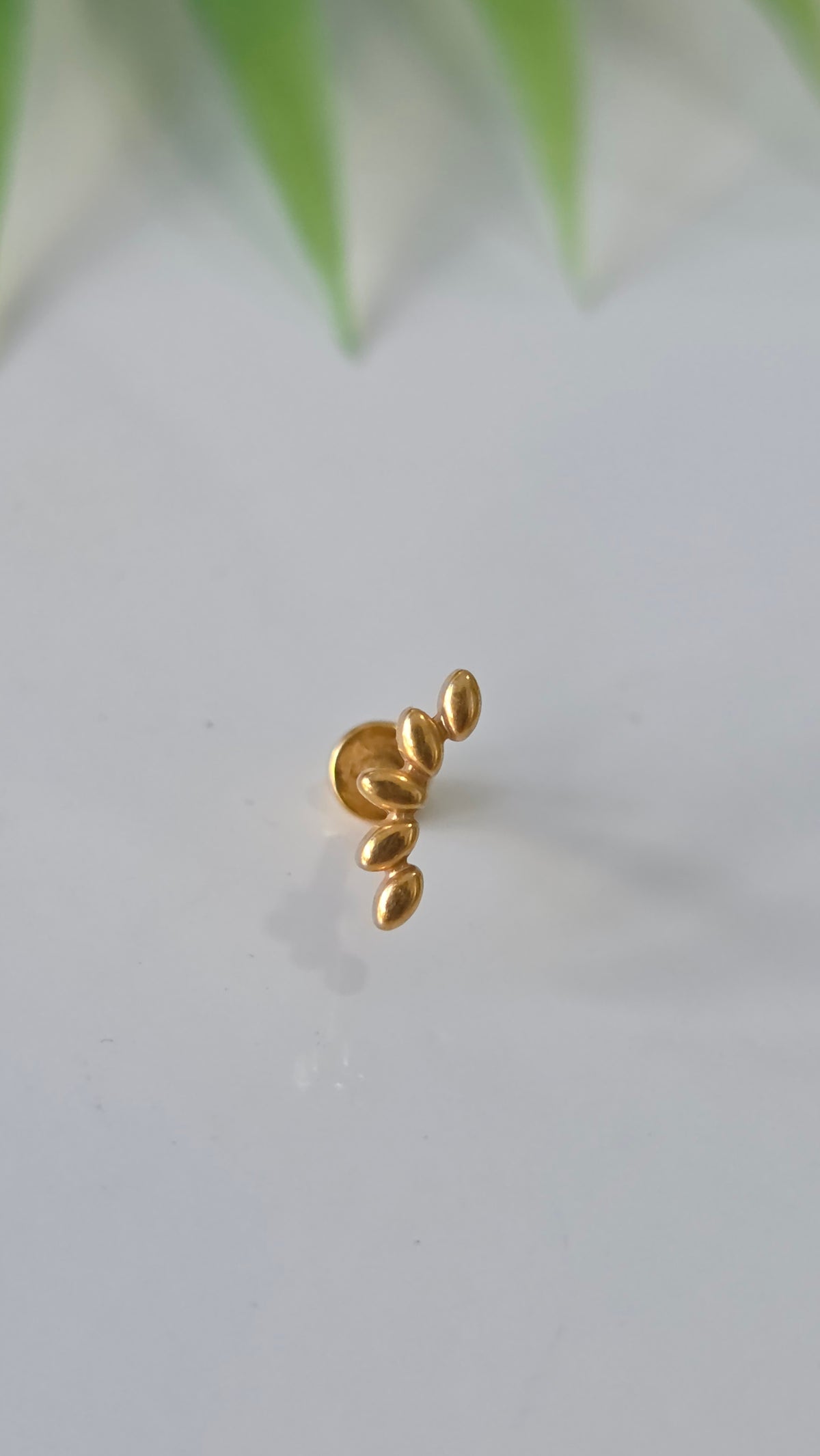 Piercing Labret marquise métal Titane