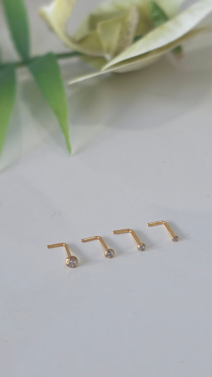 Piercing nez T Strass