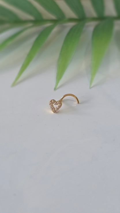 Piercing nez coeur tire bouchon