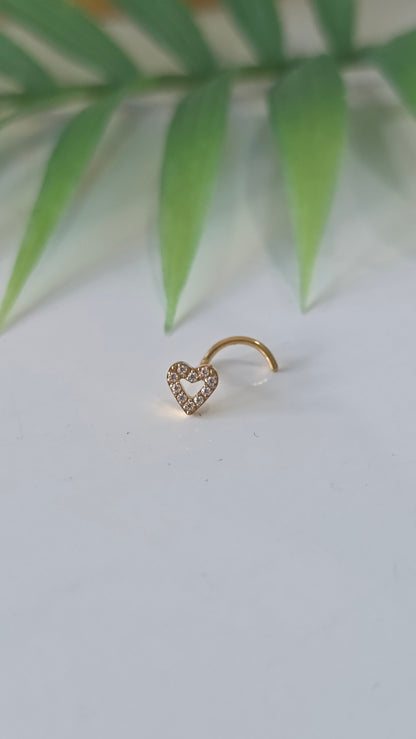 Piercing nez coeur tire bouchon