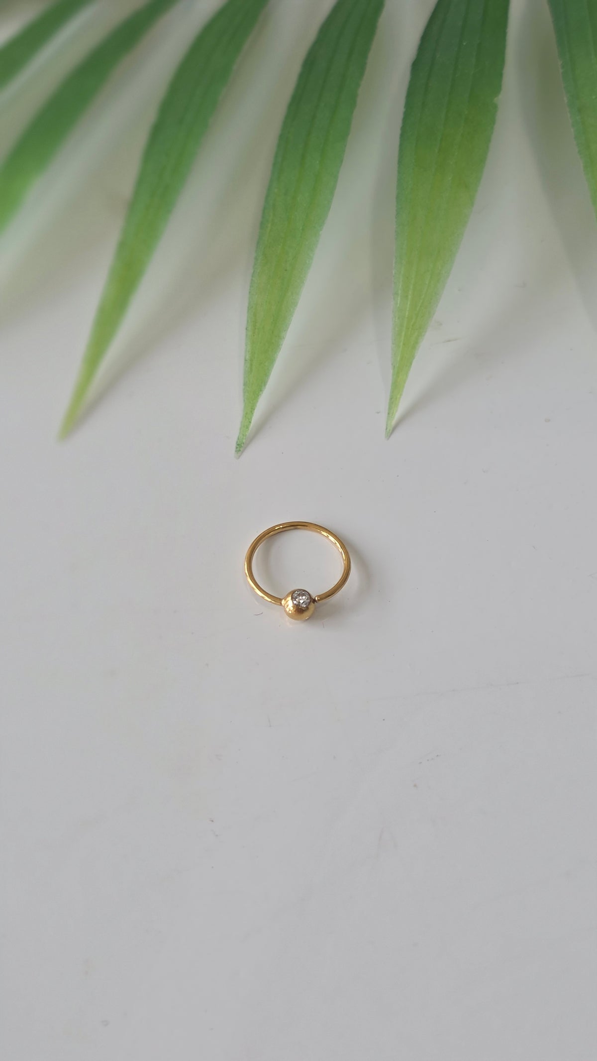 Piercing Anneau strass nez 0,8×8mm