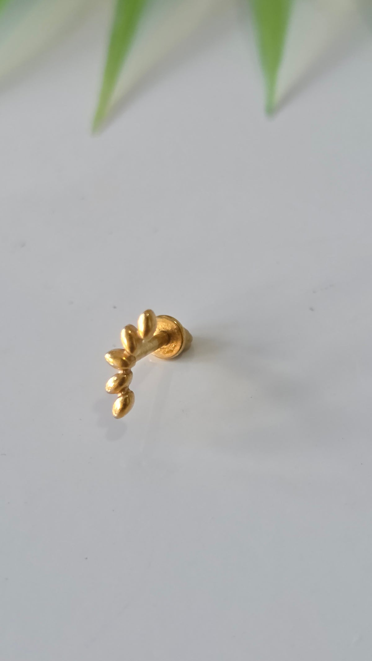 Piercing Labret marquise métal Titane