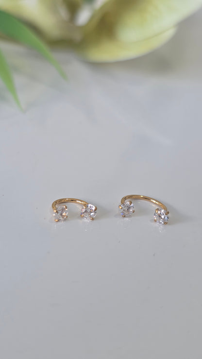 Piercing nez anneau 2 strass griffe